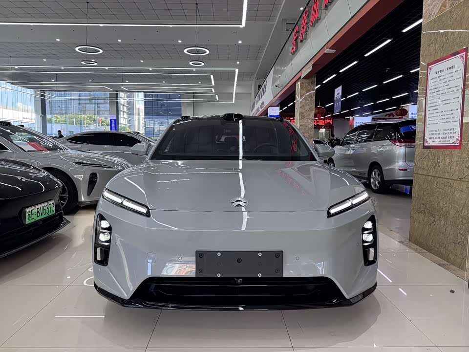 NIO ET5T