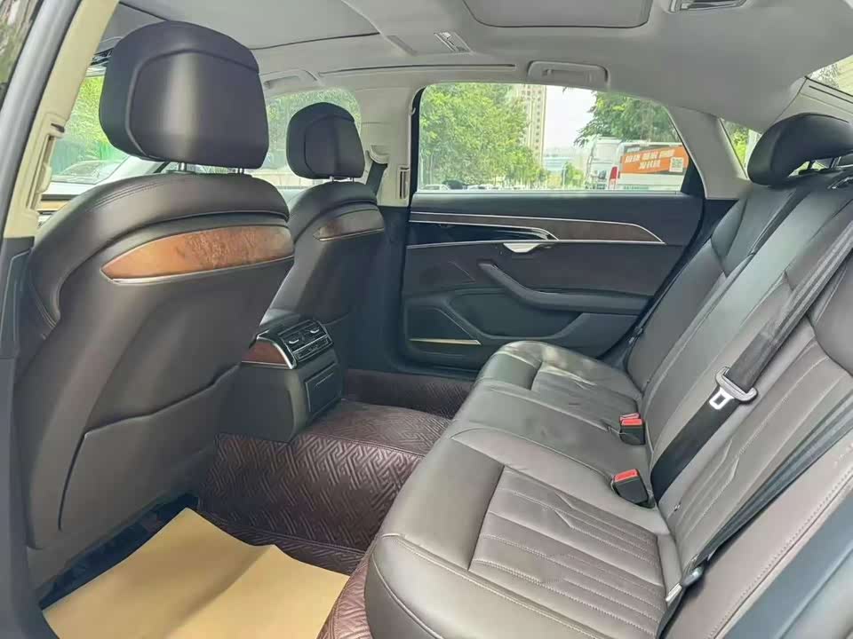 Audi A8 Audi A8