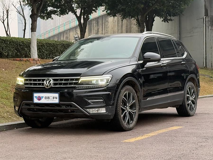 Volkswagen Tiguan L