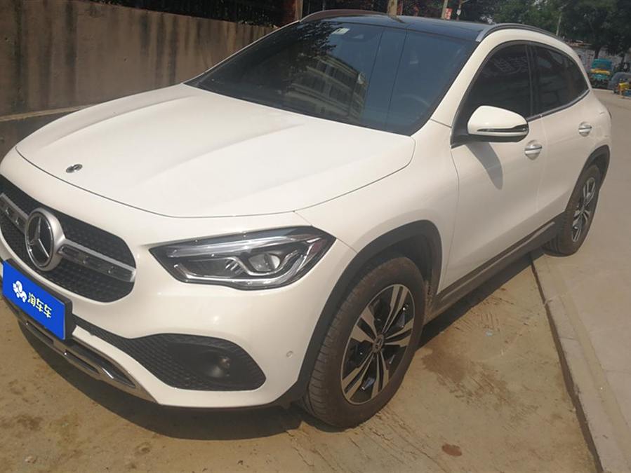 Mercedes Benz GLA