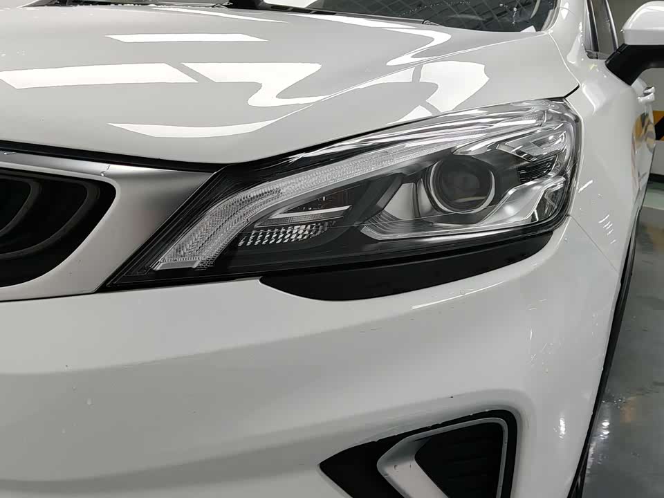 Geely Emgrand GS