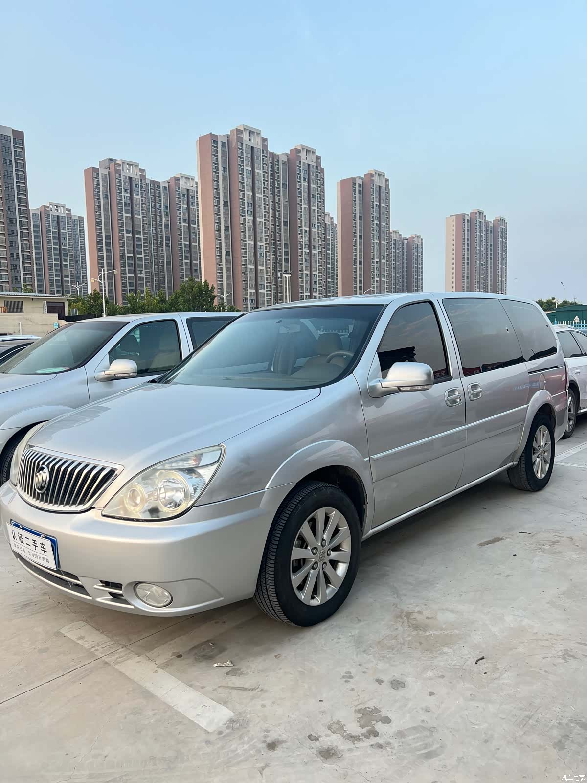 Buick GL8