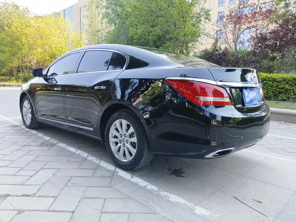 Buick Lacrosse