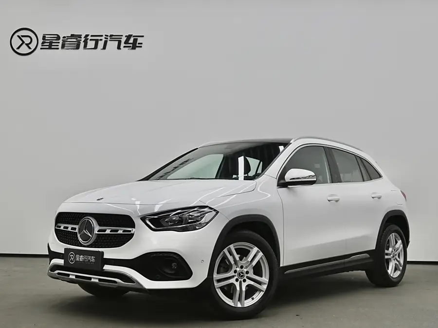 Mercedes Benz GLA