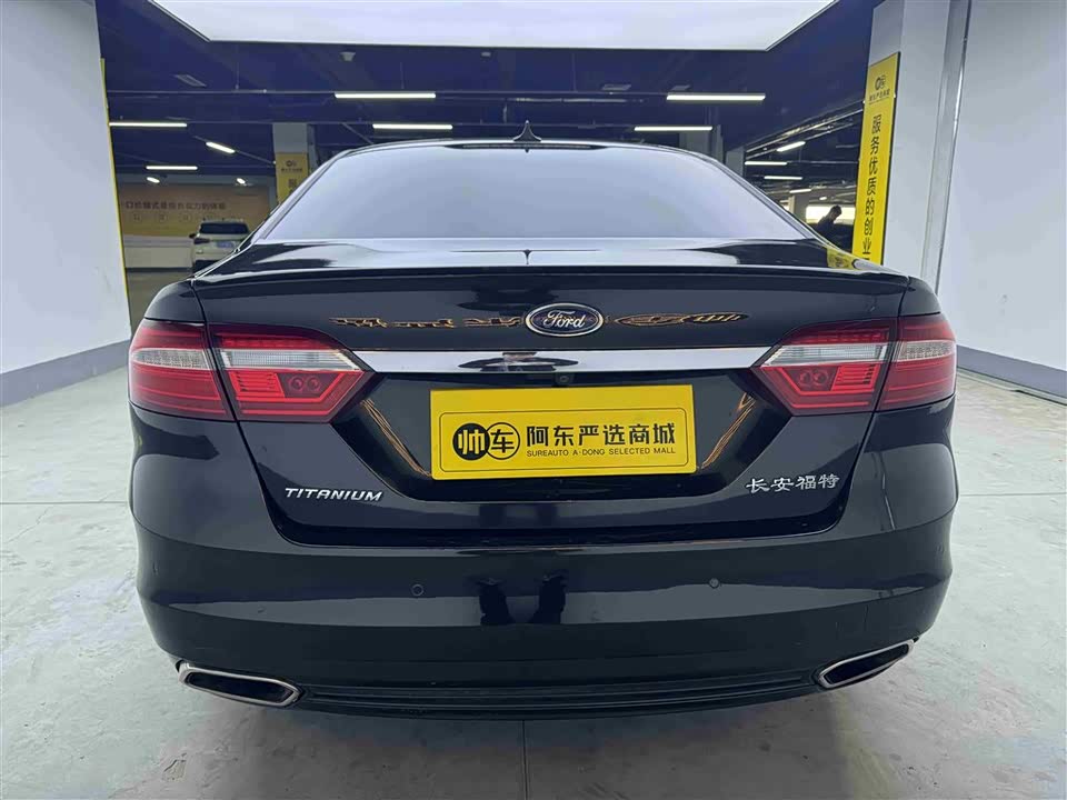 Ford Taurus Ford Taurus