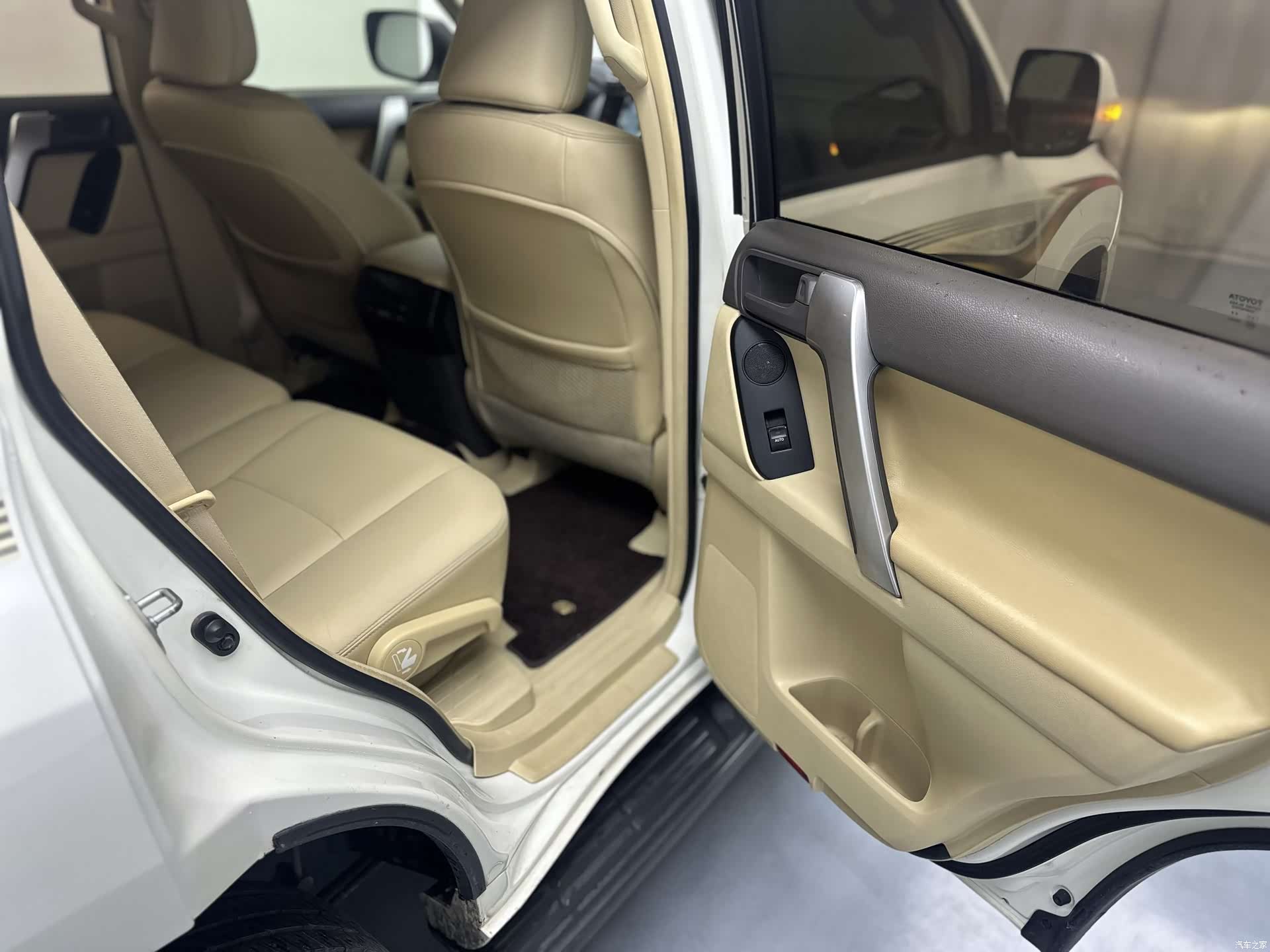 Toyota Prado, 2017 14