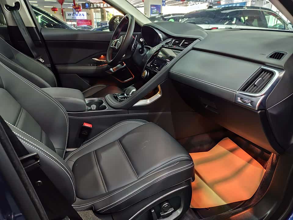 Jaguar E-PACE Jaguar E-PACE
