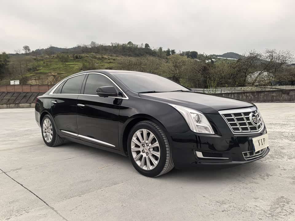 Cadillac XTS