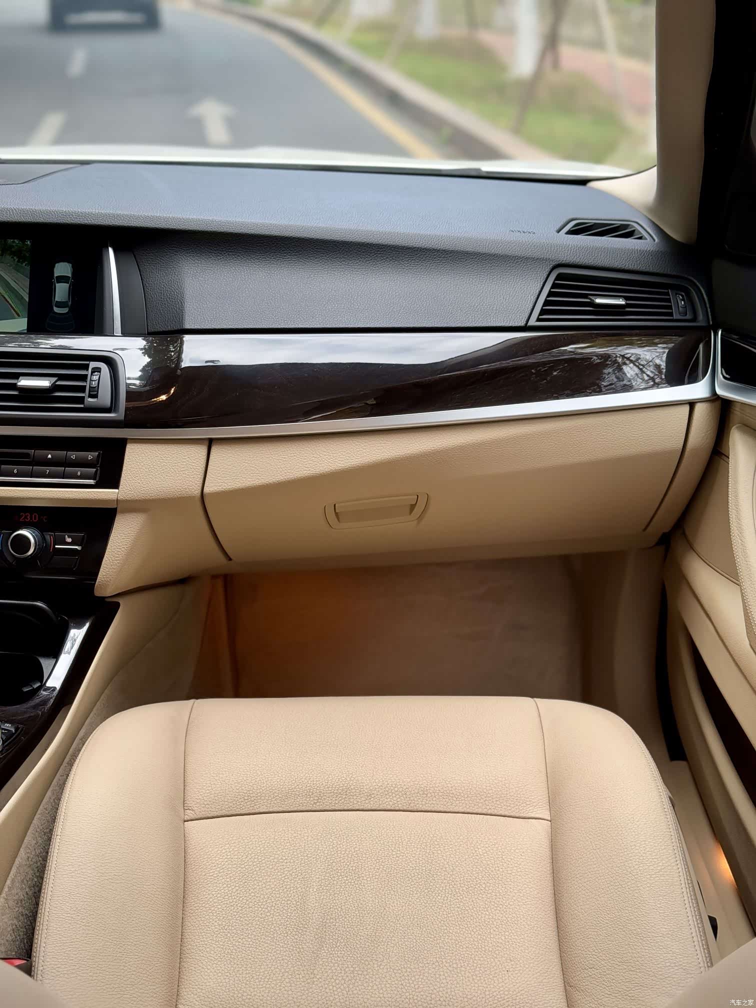 BMW 5 Series, 2014 11