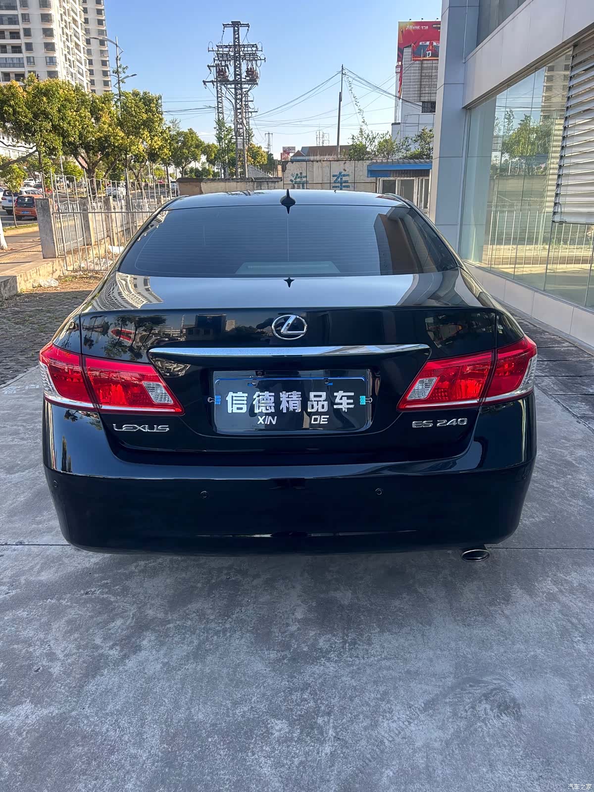 Lexus ES, 2011 4