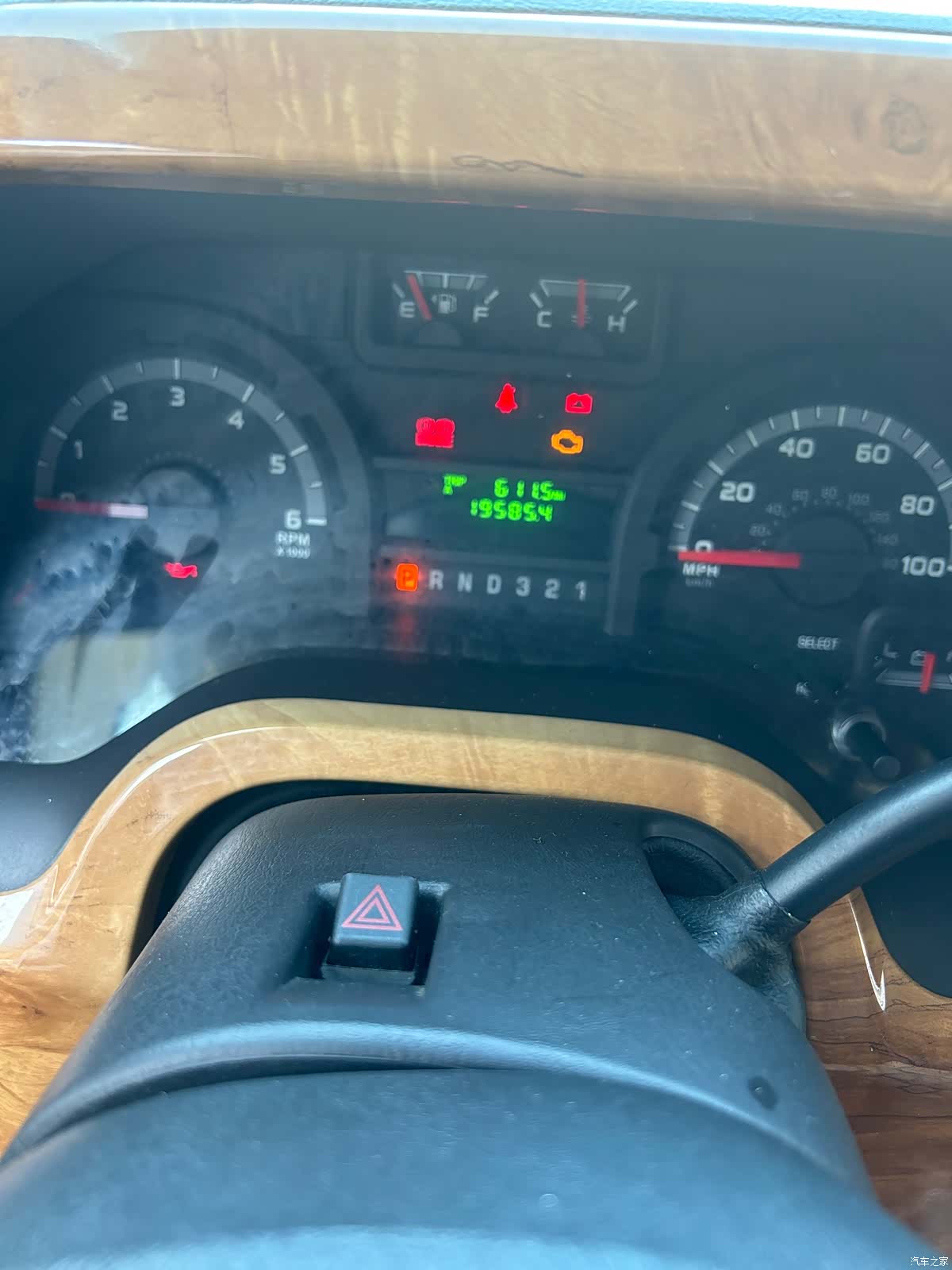 Ford E350, 2012 25