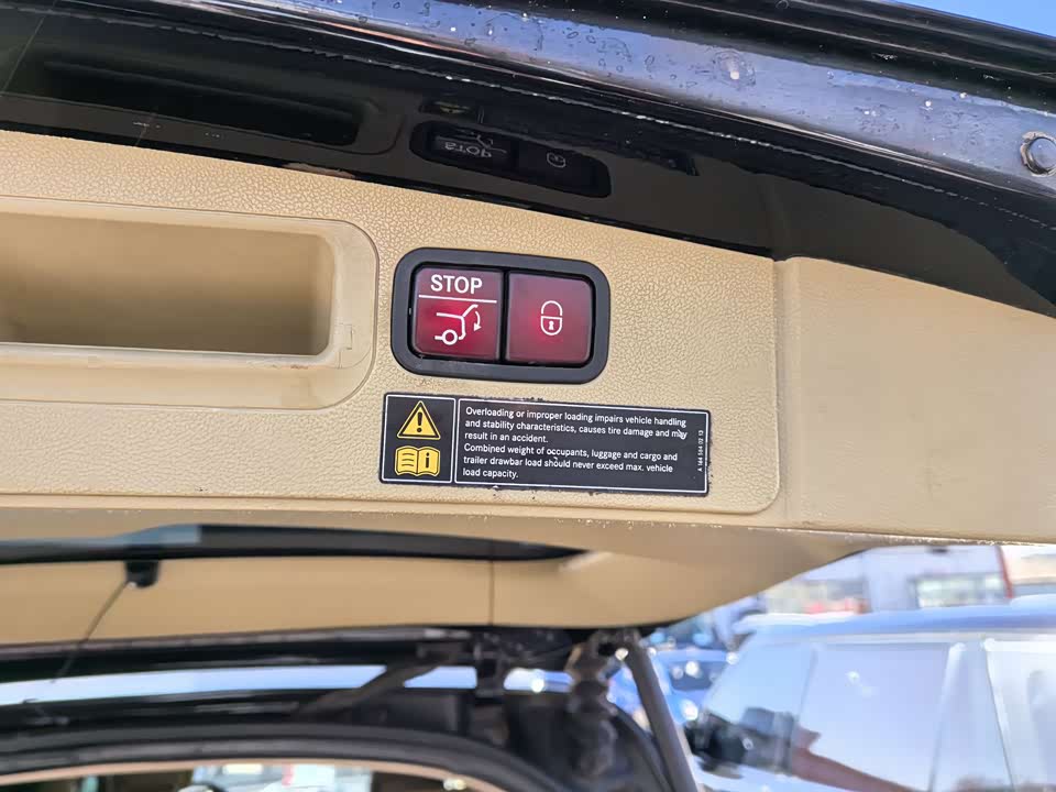 Mercedes-Benz GL grade