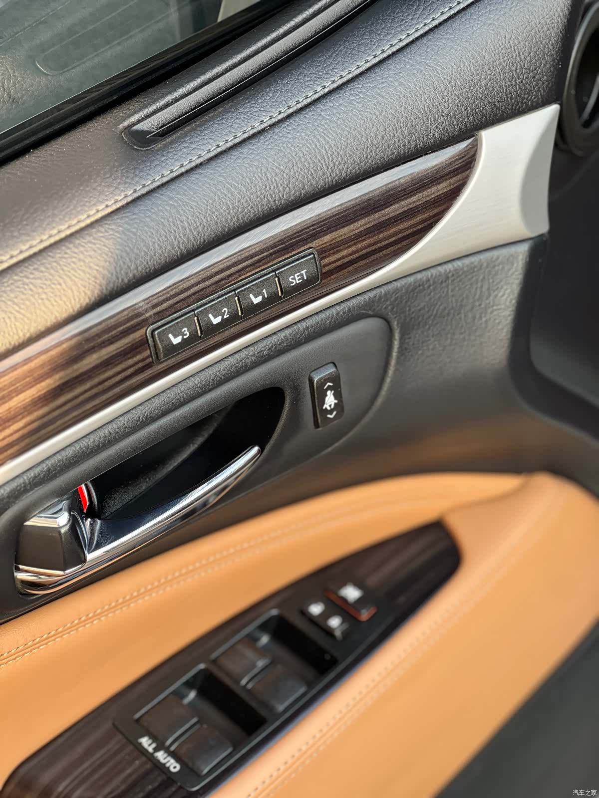 Lexus LS, 2016 20