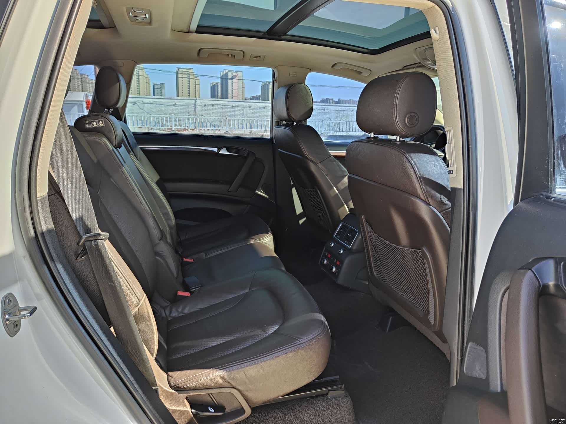 Audi Q7, 2012 10