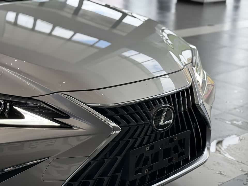 Lexus ES Lexus ES