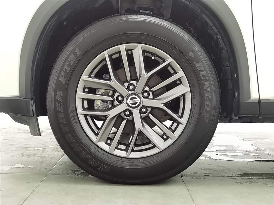 Nissan Qijun