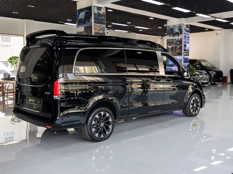 Mercedes-Benz V-class