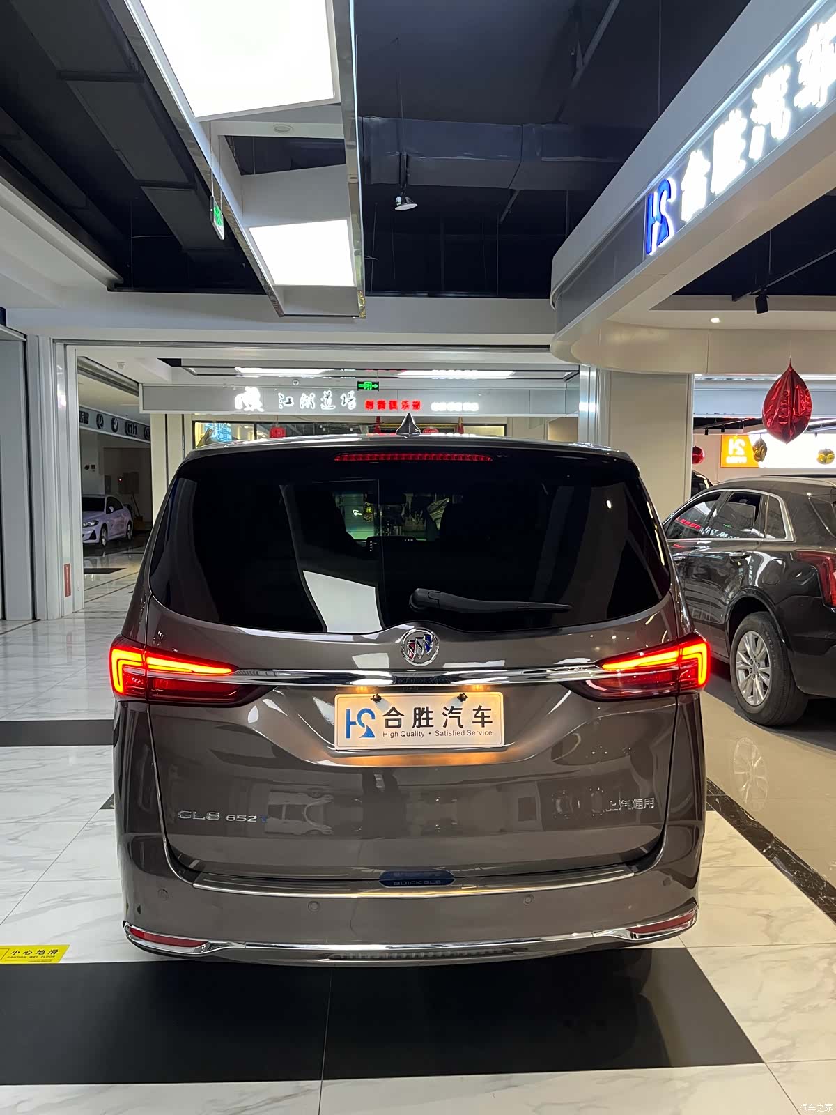 Buick GL8, 2022 все фото