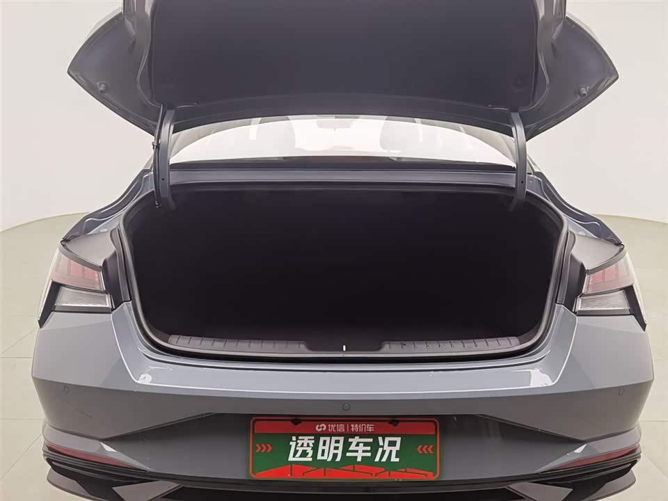 Hyundai Elantra Hyundai Elantra
