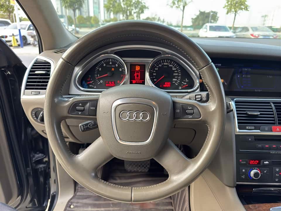 Audi Q7 Audi Q7