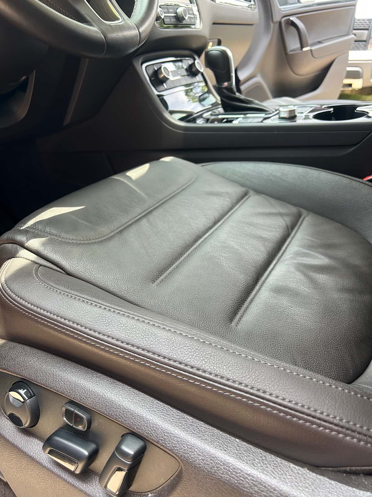 Volkswagen Touareg, 2016 8