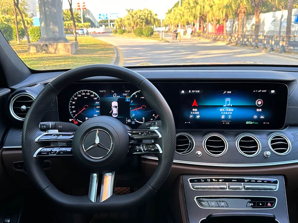 Mercedes-Benz E-class Mercedes-Benz E-class