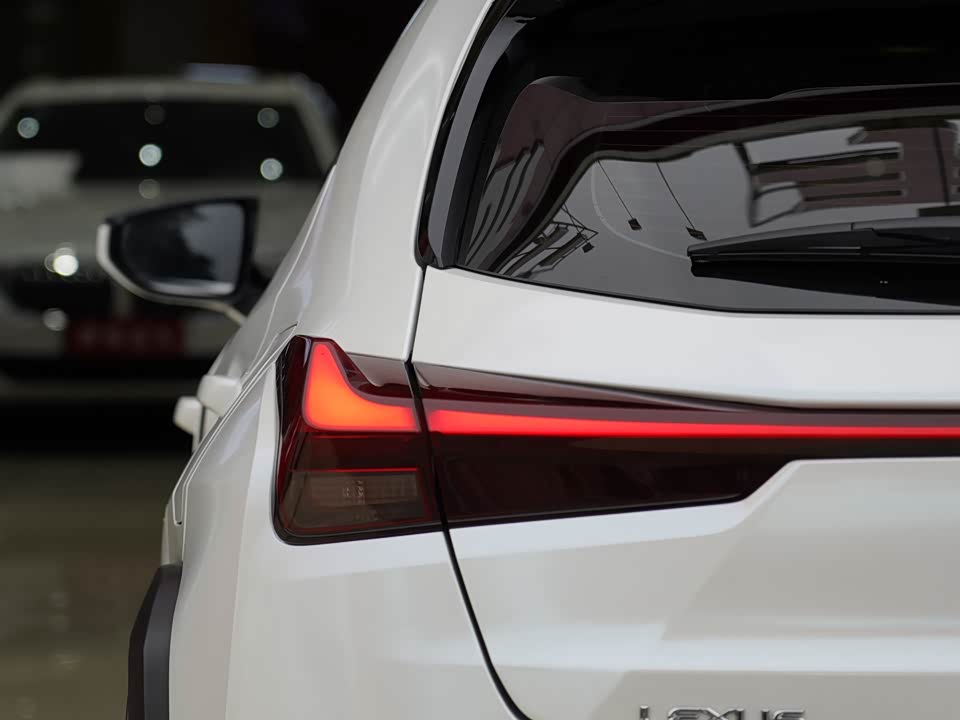 Lexus UX Lexus UX