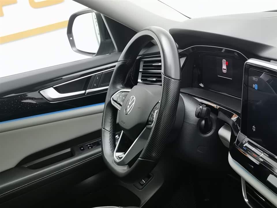Volkswagen Tourang