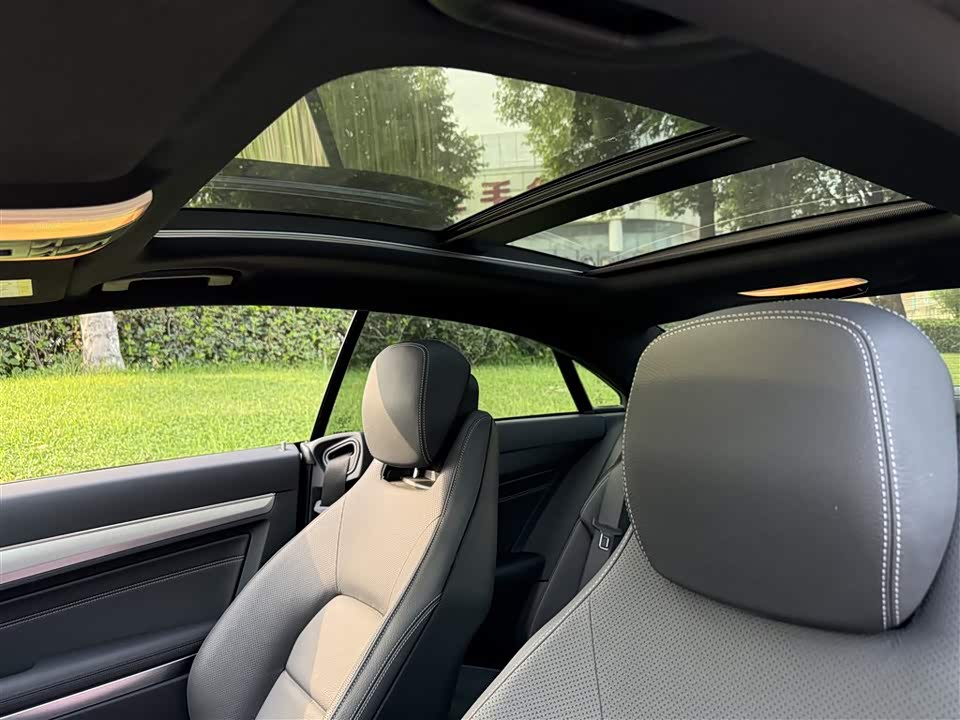 Mercedes-Benz E-class Mercedes-Benz E-class