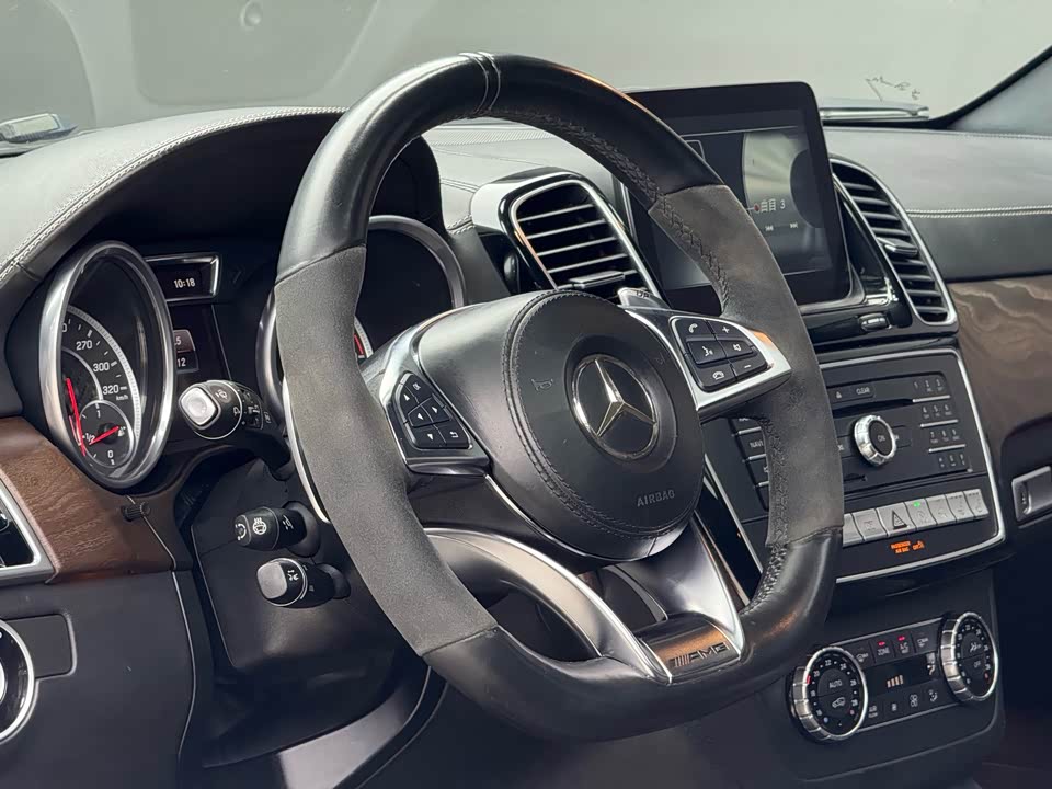 Mercedes-Benz GLS AMG Mercedes-Benz GLS AMG