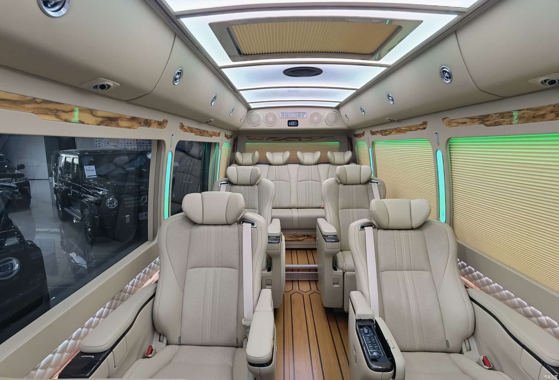 Toyota Coaster, 2022 11