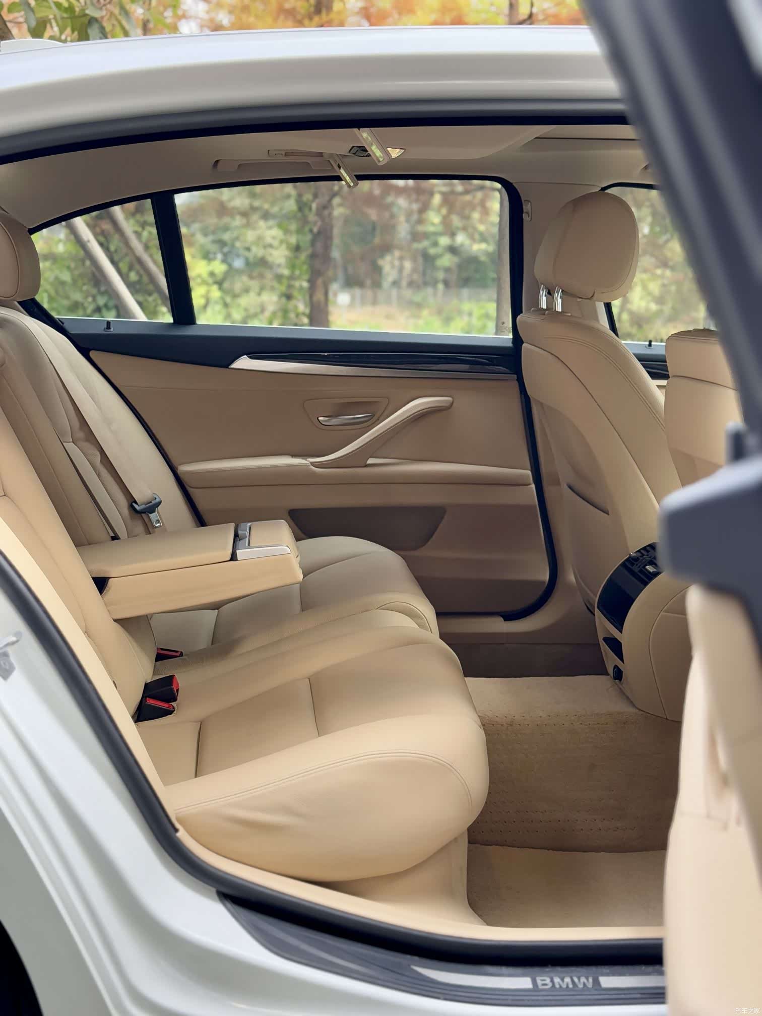 BMW 5 Series, 2014 17