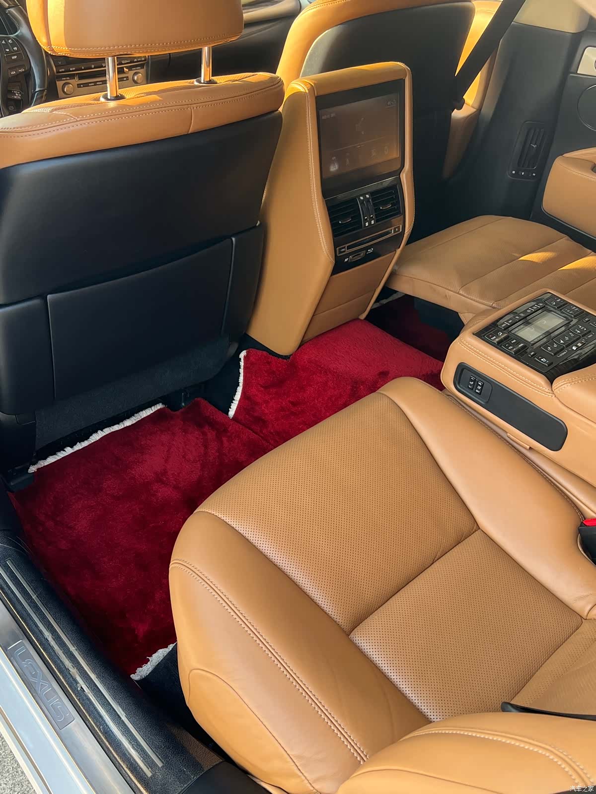 Lexus LS, 2016 26