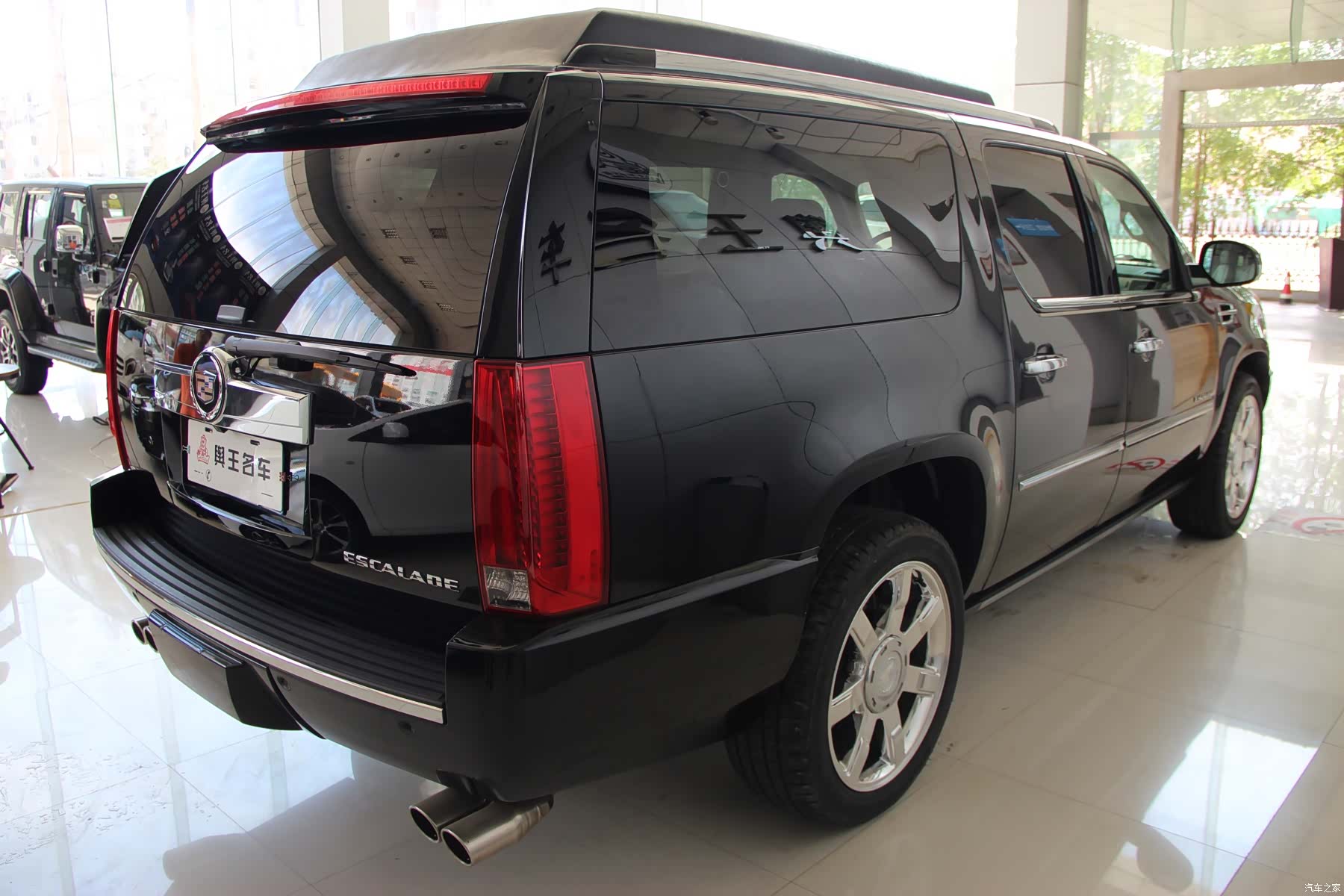 Cadillac Escalade, 2010 7