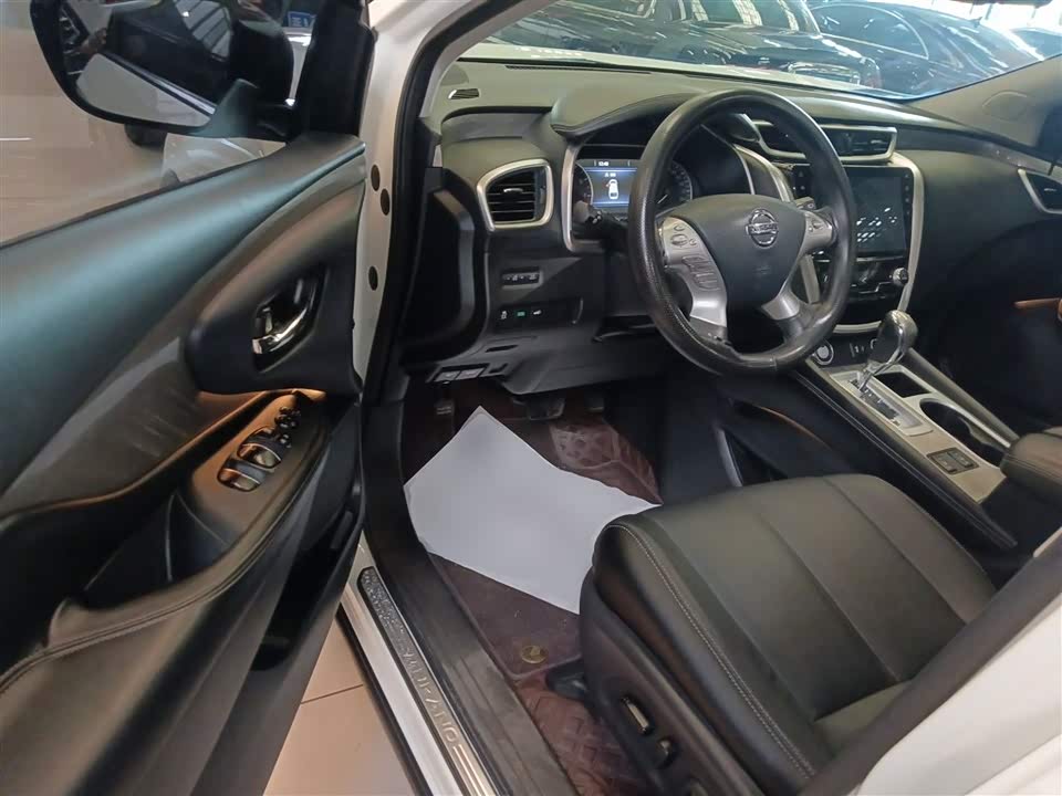 Nissan Loulan Nissan Loulan