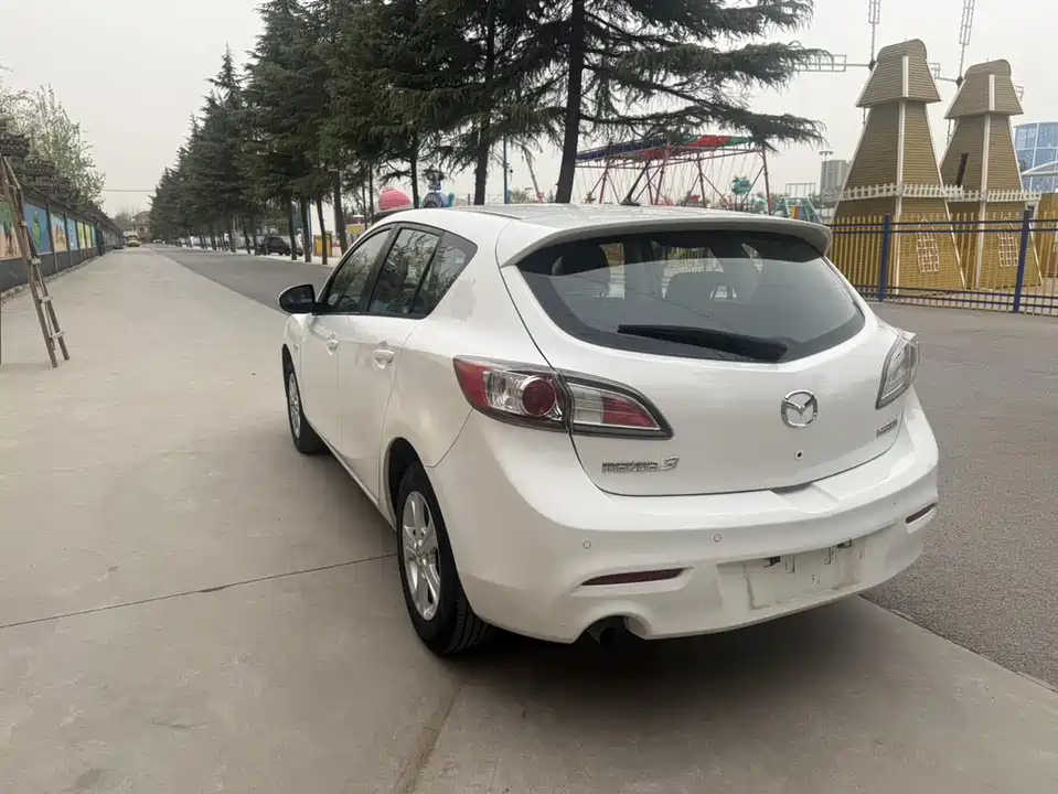Mazda 3 star Cheng
