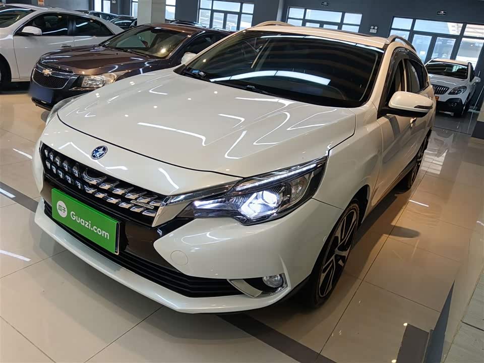 Venucia T90