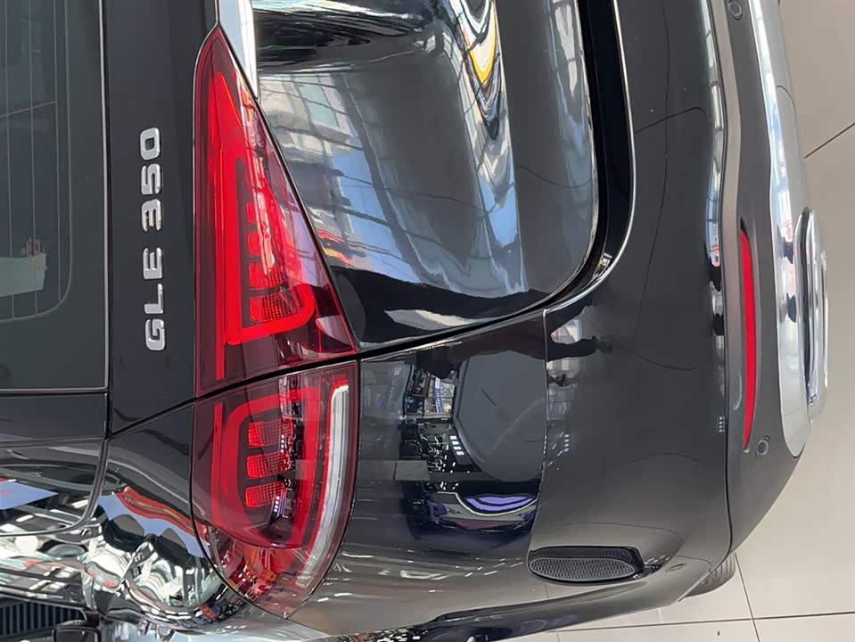 Mercedes-Benz GLE Mercedes-Benz GLE