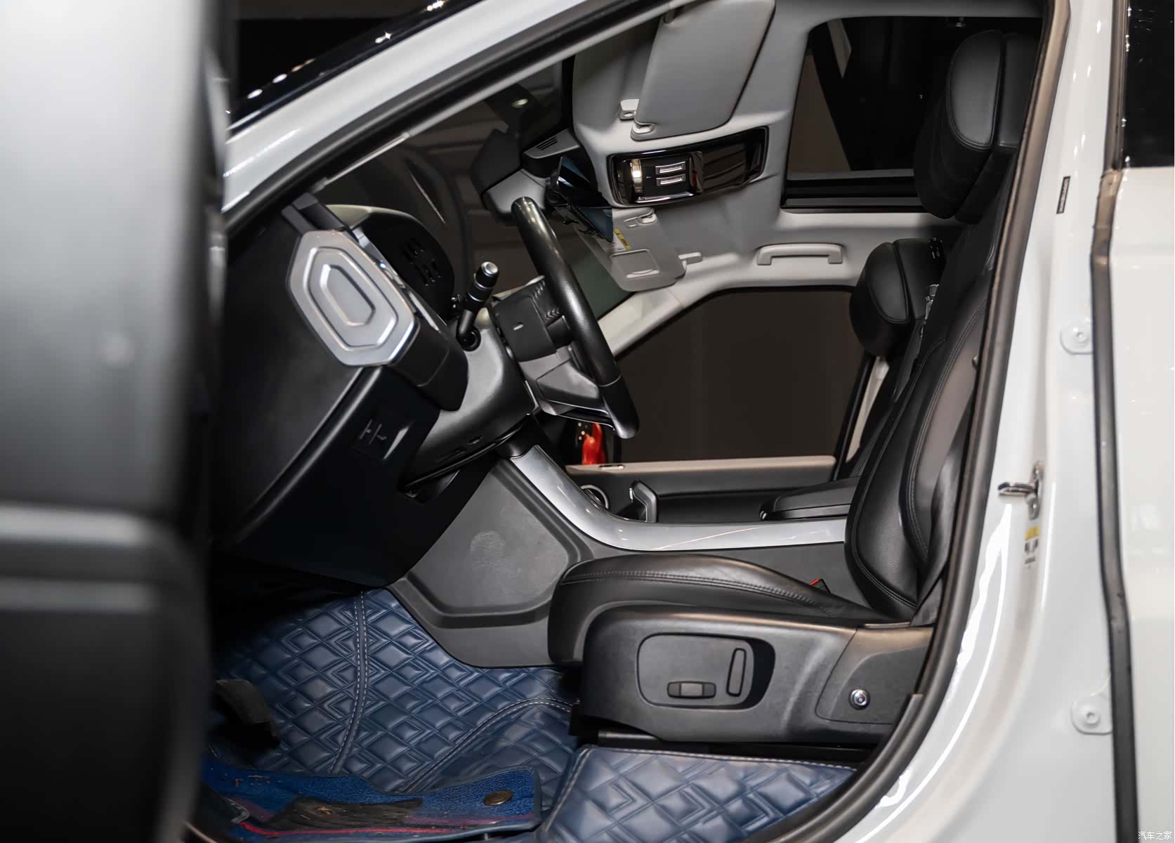 Land Rover Range Rover, 2018 11