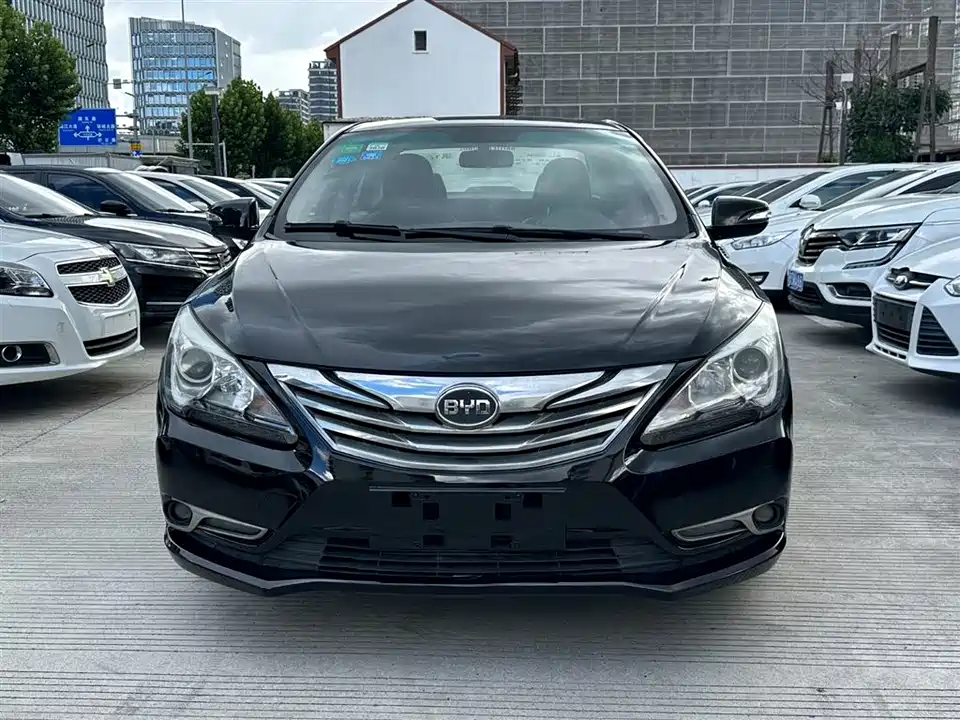 BYD G5
