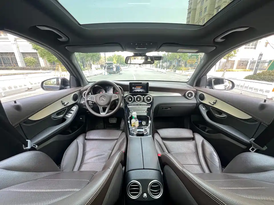 Mercedes-Benz GLC Mercedes-Benz GLC