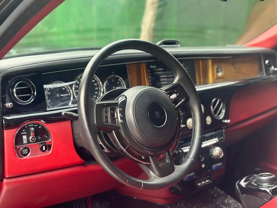 Rolls-Royce Phantom Rolls-Royce Phantom