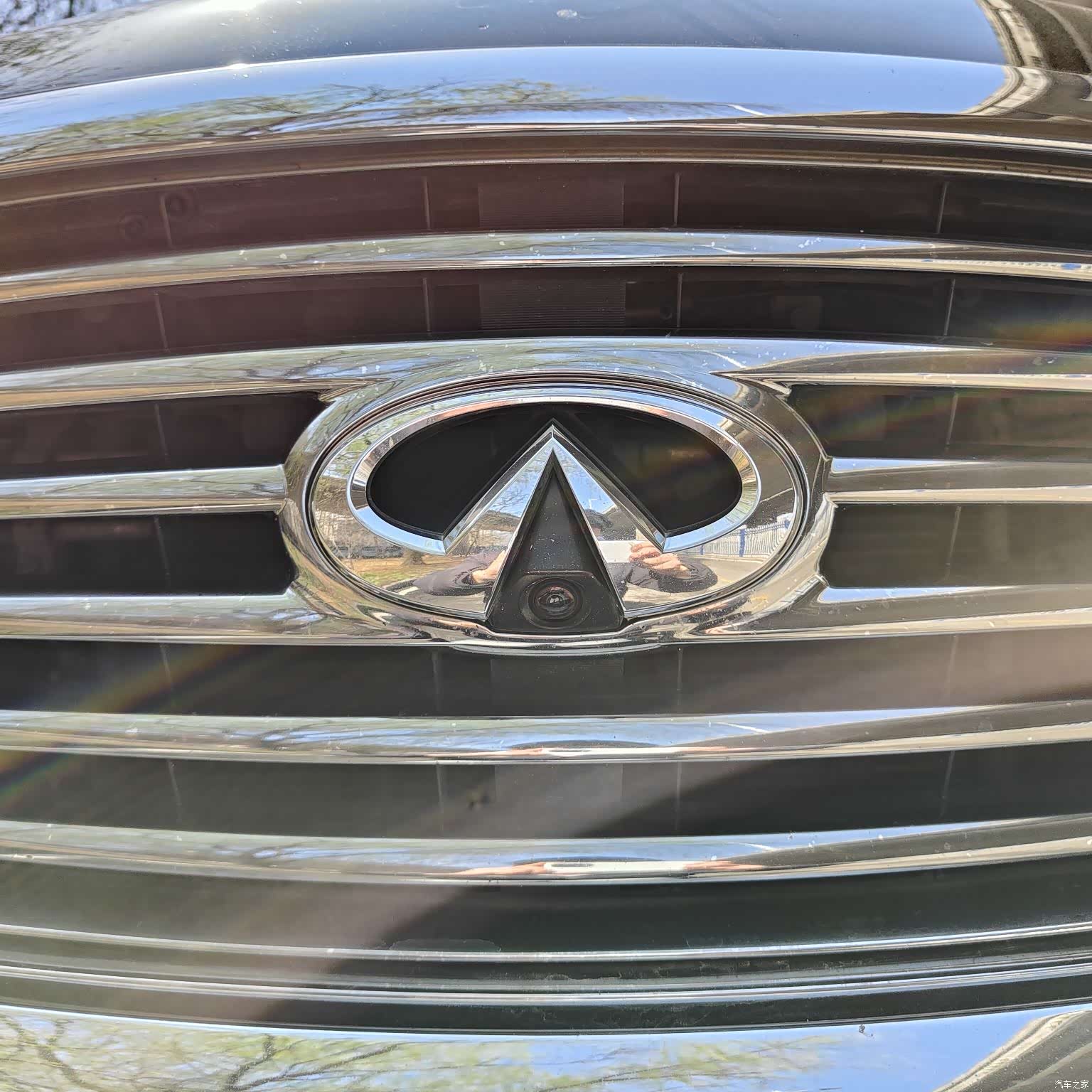 Infiniti QX56, 2013 10