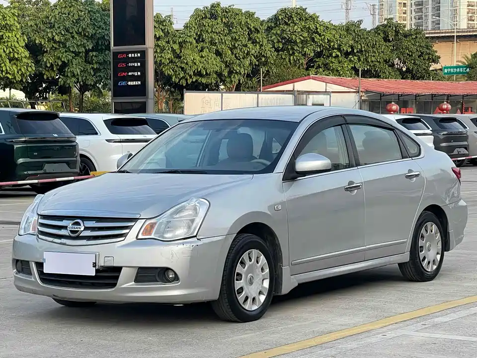 Nissan Xuan Yi