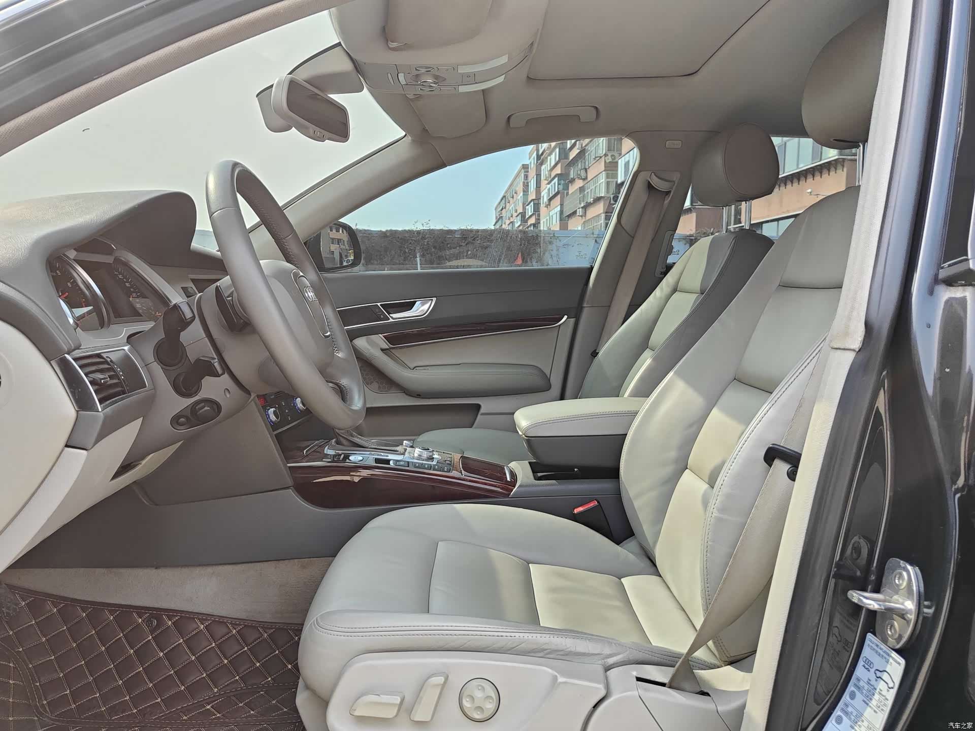 Audi A6L, 2011 12