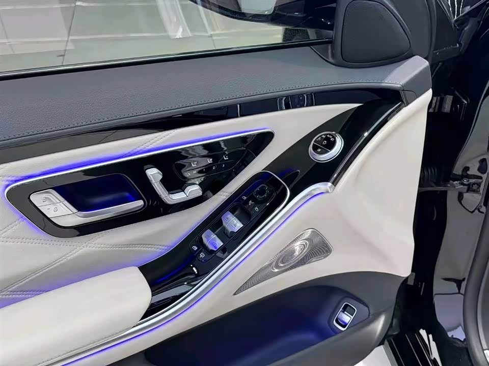 Mercedes-Benz Maybach S-class