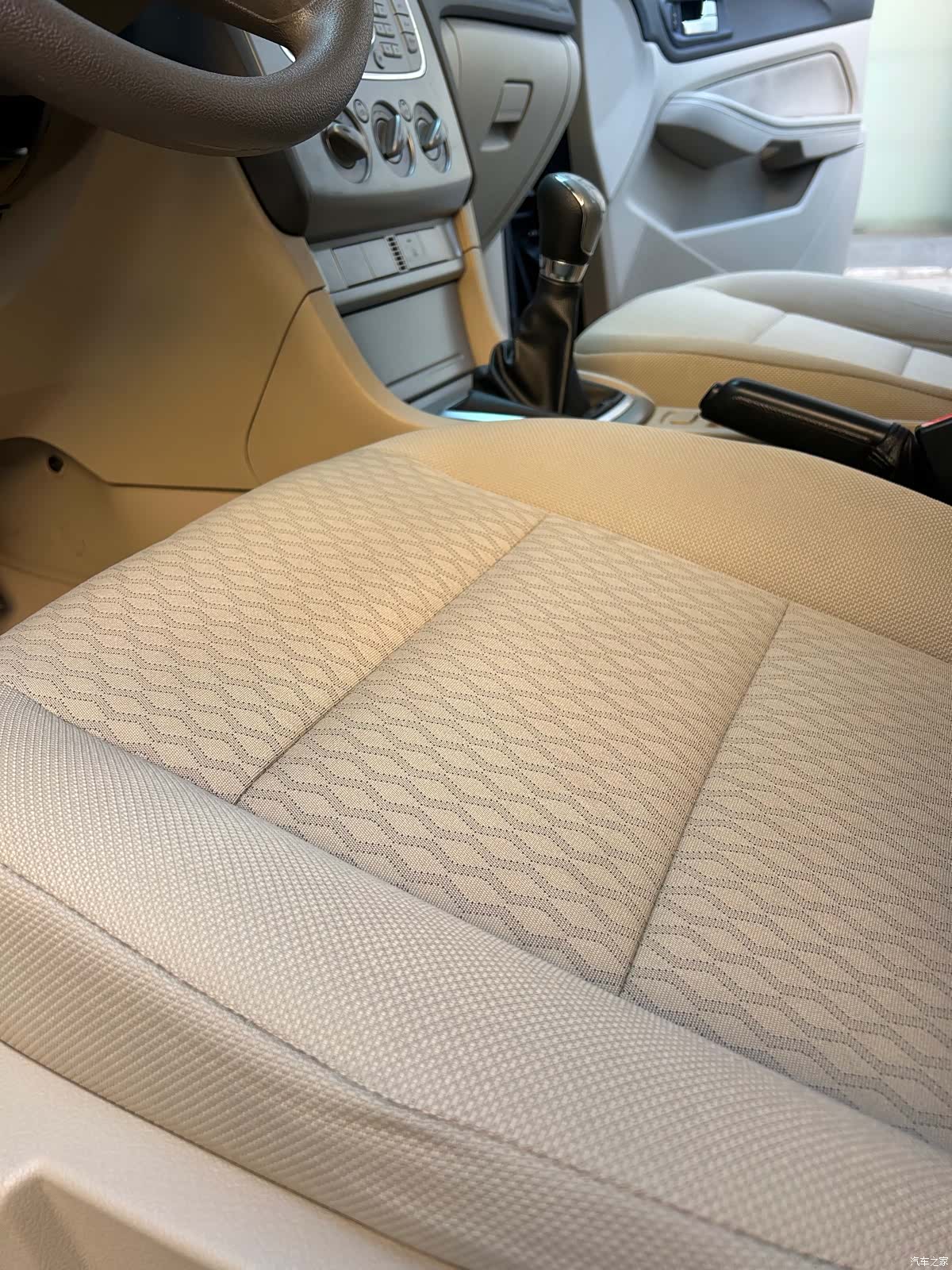 Ford Focus, 2012 9