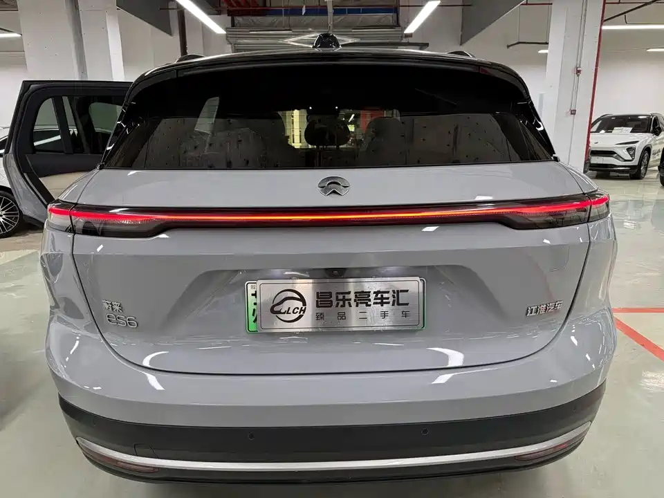 NIO ES6