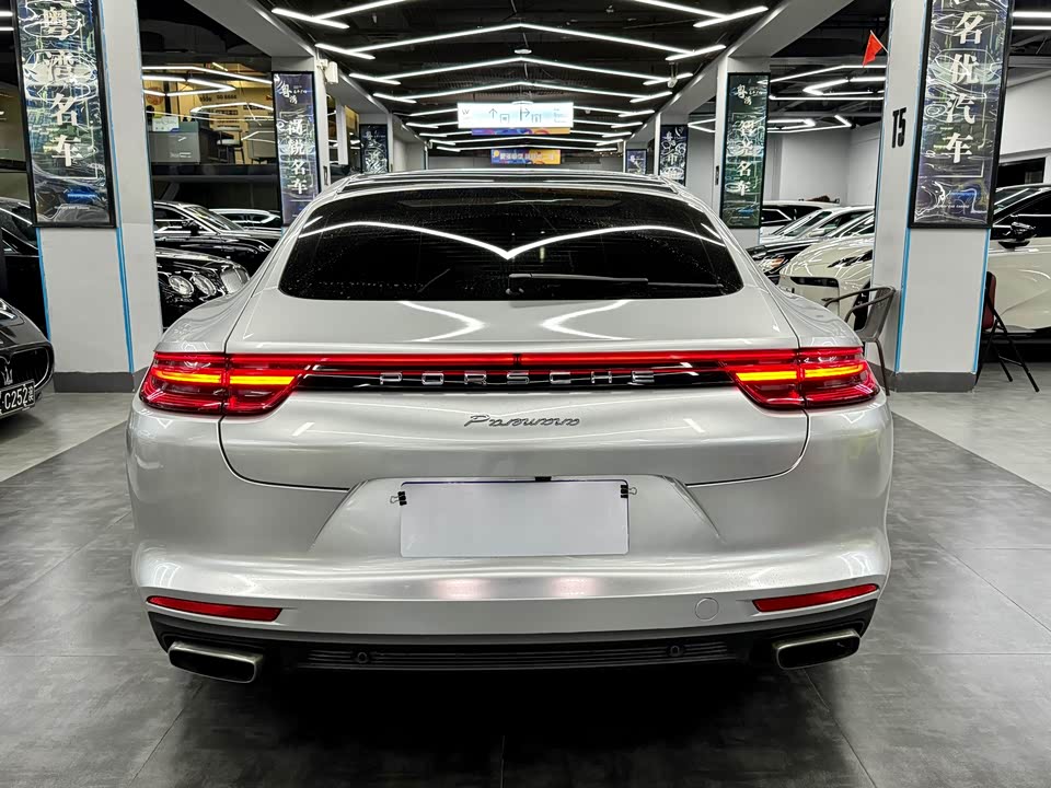 Porsche Panamera Porsche Panamera