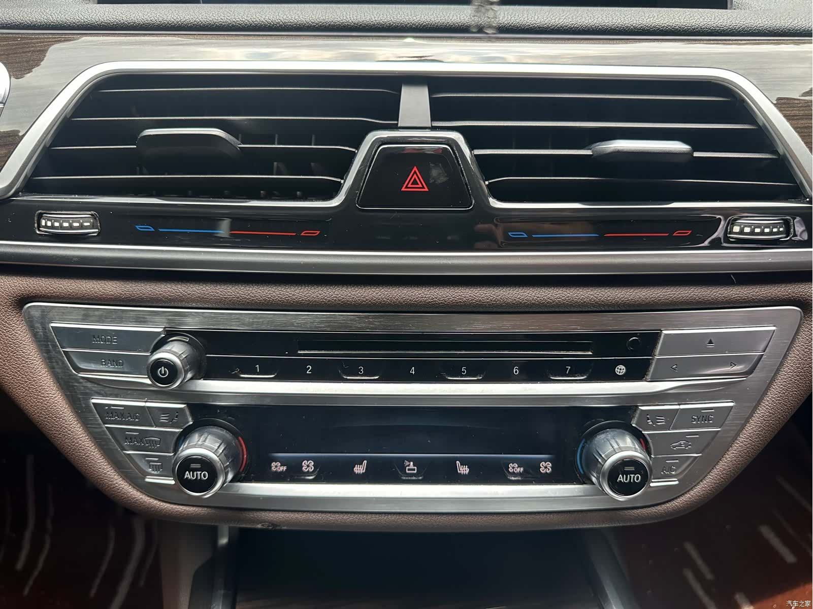 BMW 7 Series, 2016 все фото